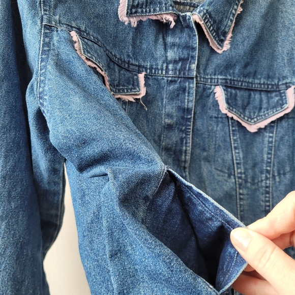 Vintage 90s Jean Jacket Snap Closure Pink Fringe Pockets - Picture 6 of 15
